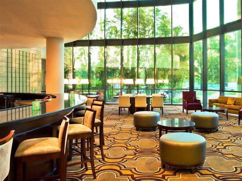 Sheraton Tampa Brandon Hotel Exterior foto